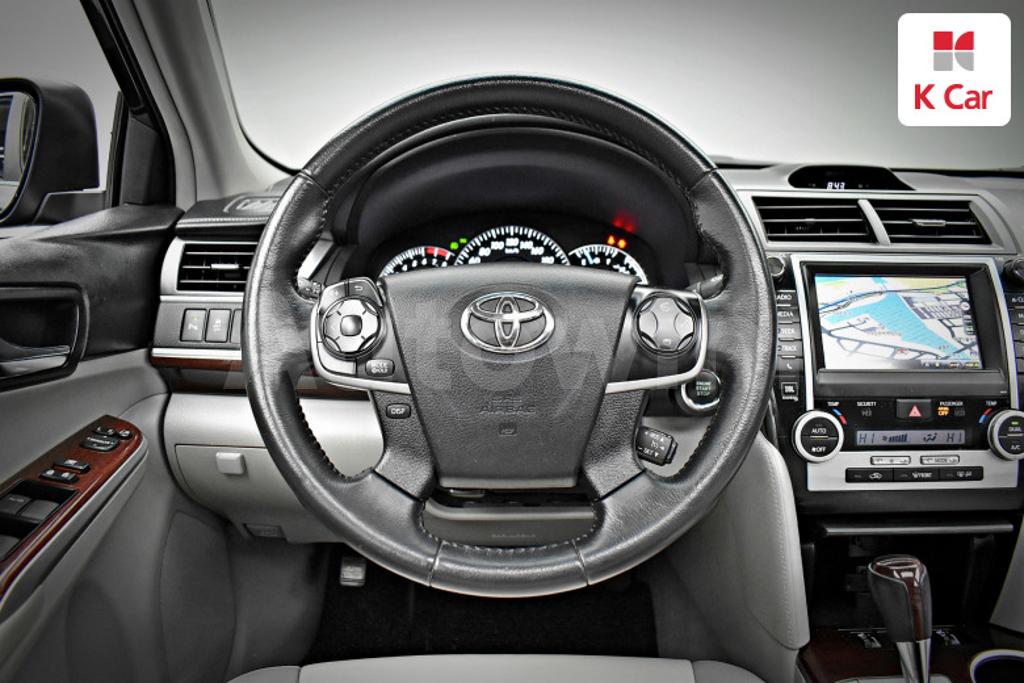 2012 TOYOTA  CAMRY 2.5 XLE - 10