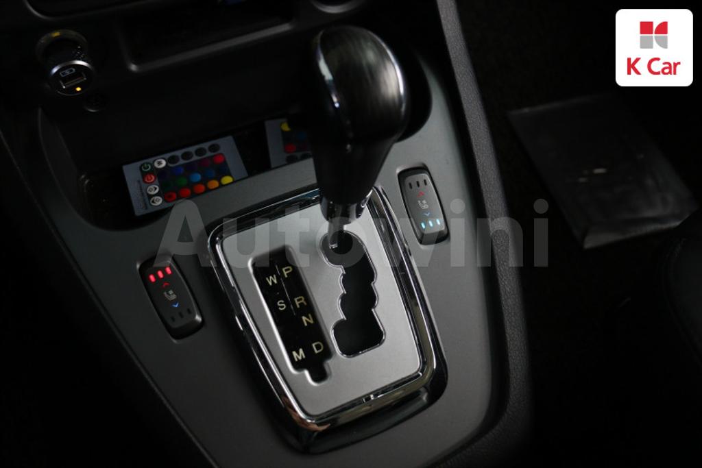 2019 SSANGYONG KORANDO TURISMO 4WD EXTREME SPORTS 9 SEATS - 10