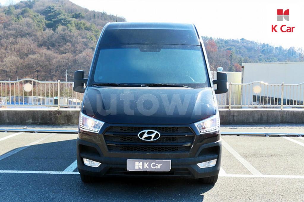 KMJUG17RPKC002662 2019 HYUNDAI SOLATI 15 SEATS-2