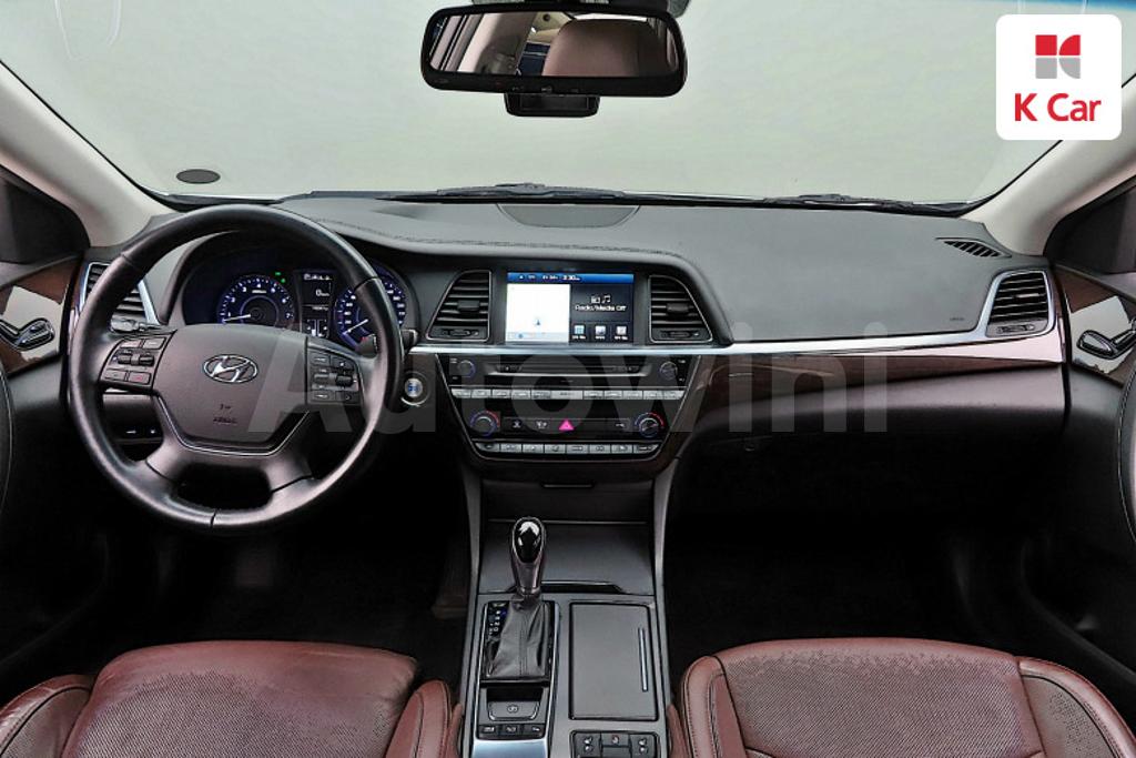 KMHFM411BFA007612 2015 HYUNDAI ASLAN G300 MORDERN-4