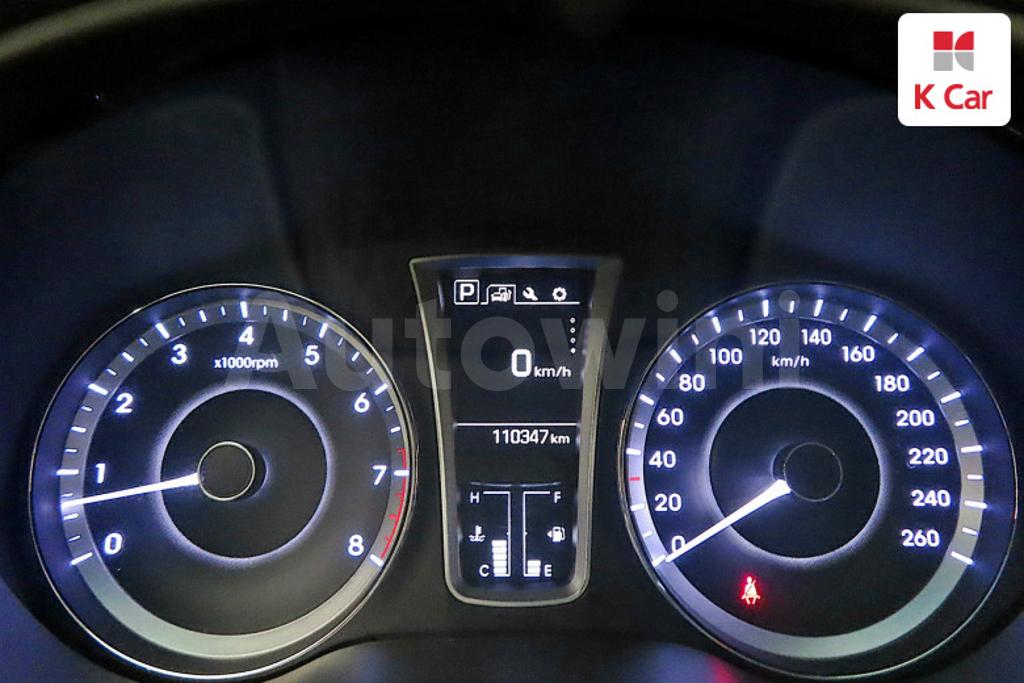 KMHFM411BFA007612 2015 HYUNDAI ASLAN G300 MORDERN-5