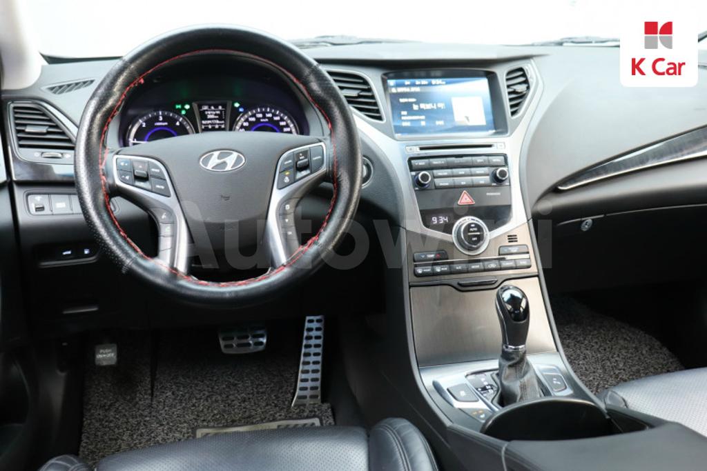 2016 HYUNDAI GRANDEUR HG AZERA HG220 DIESEL MORDERN - 18