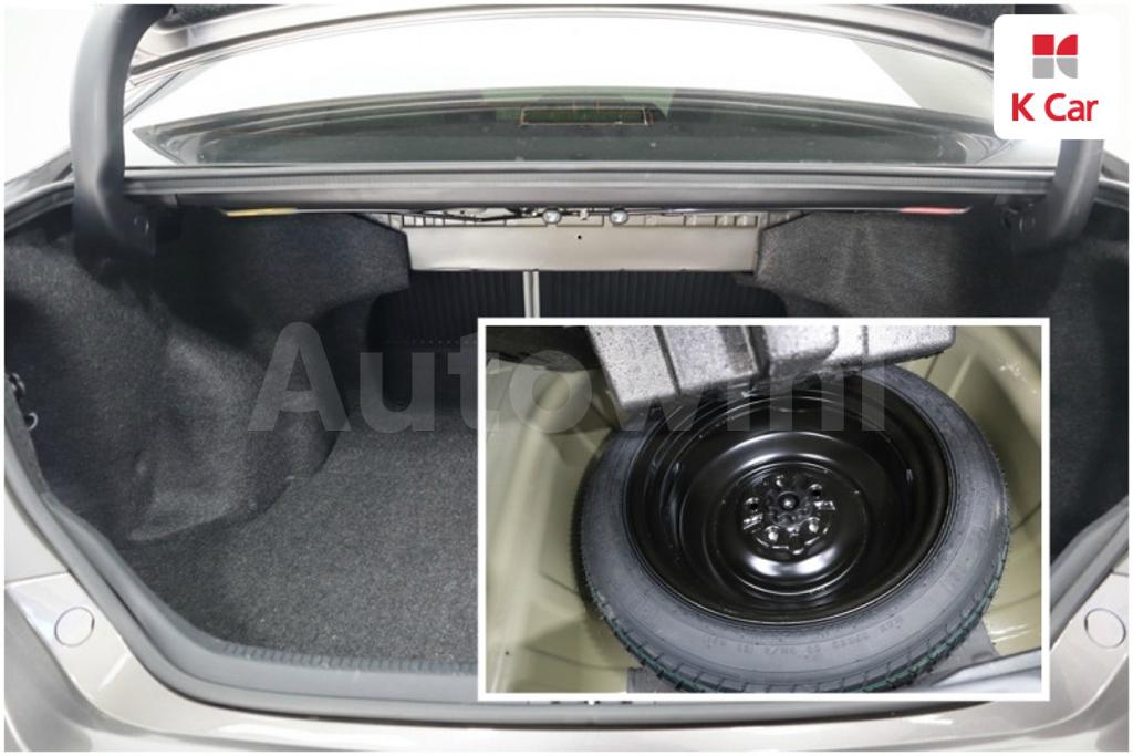 2015 TOYOTA  CAMRY 2.5 XLE - 15