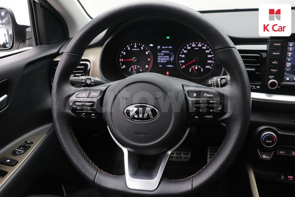 2019 KIA STONIC 1.0 TURBO - 8