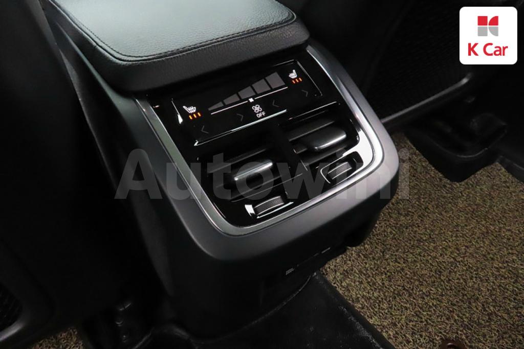 2017 VOLVO XC90 2ND GEN D5 - 12