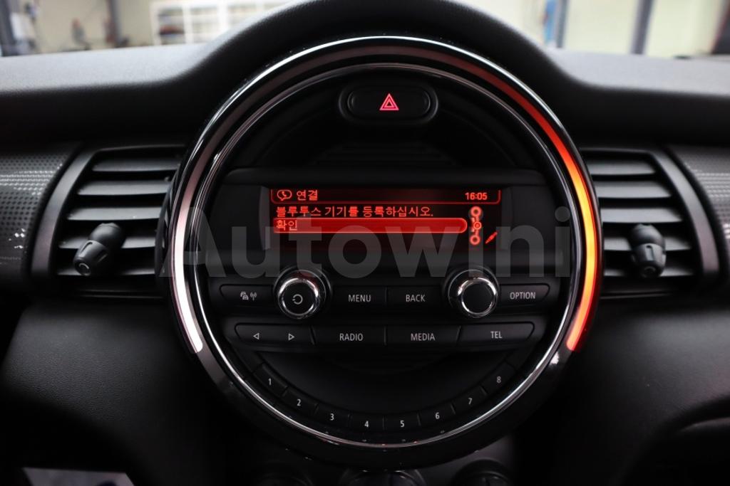 2015 MINI COOPER D BASIC - 19