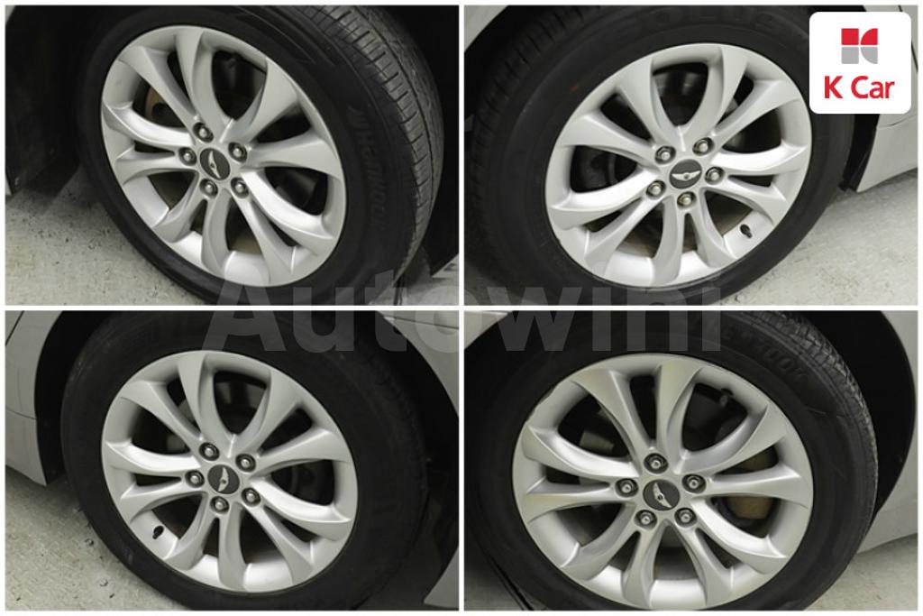 2013 HYUNDAI GENESIS BH330 MORDERN - 12