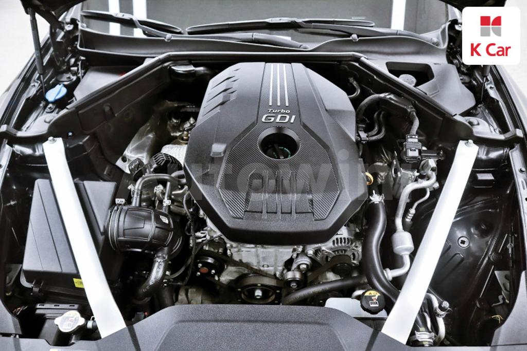 2019 KIA STINGER 2.0 TURBO 2WD - 17