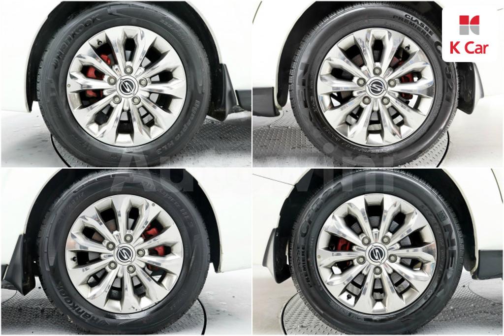 2016 SSANGYONG KORANDO TURISMO 4WD TX 9 SEATS - 9