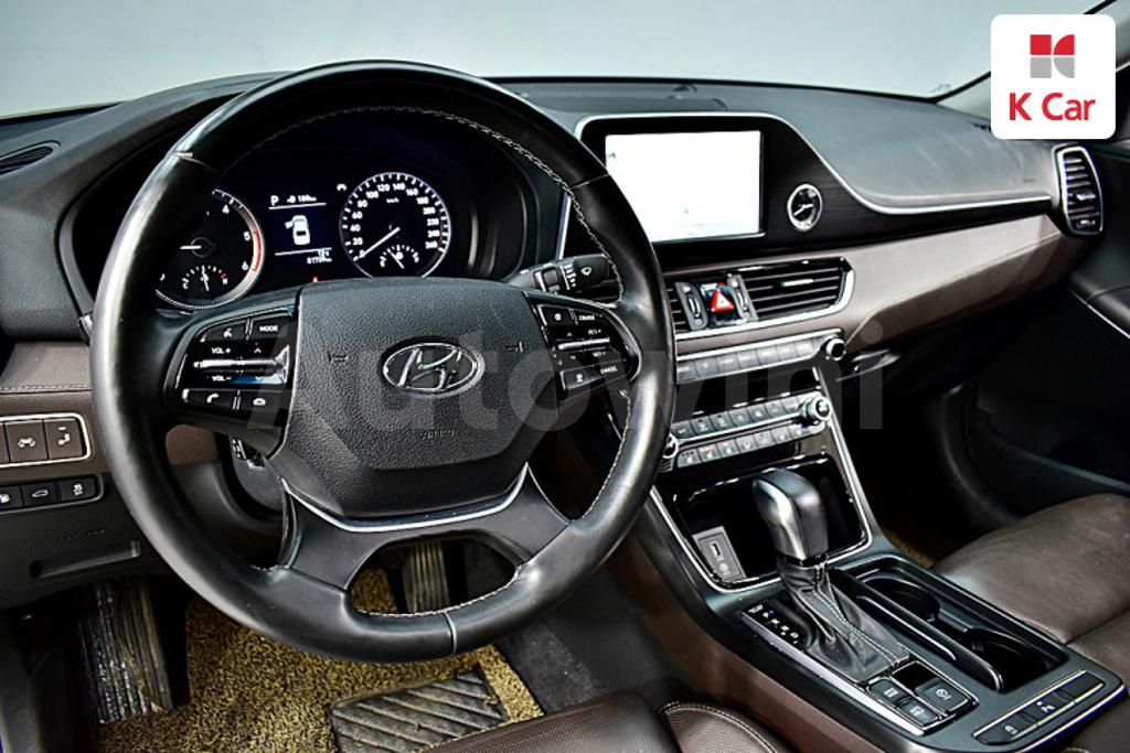 2018 HYUNDAI GRANDEUR IG AZERA 2.2 DIESEL PREMIUM - 8