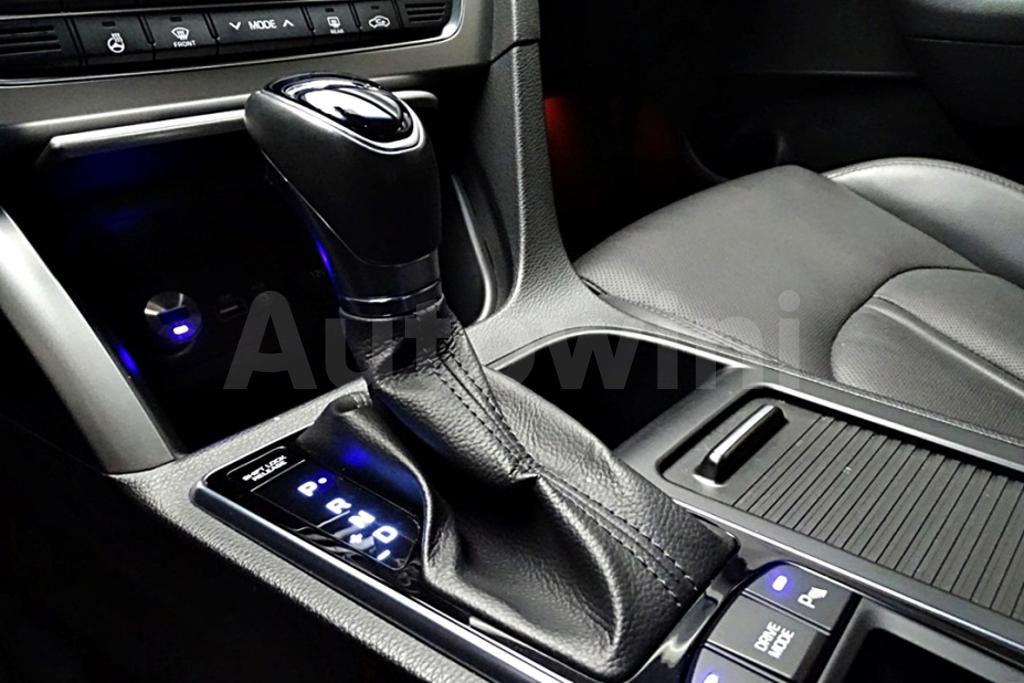 2016 HYUNDAI LF SONATA 1.7 DIESEL SMART - 23