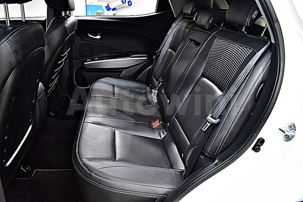 2018 SSANGYONG TIVOLI ARMOR LX 2WD - 28