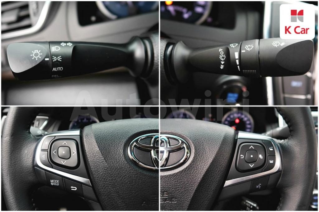 2016 TOYOTA  CAMRY 2.5 XLE - 12