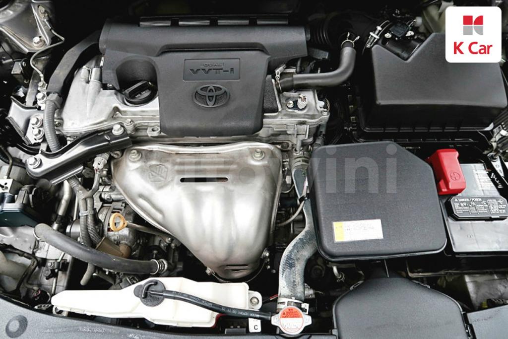 2016 TOYOTA  CAMRY 2.5 XLE - 19