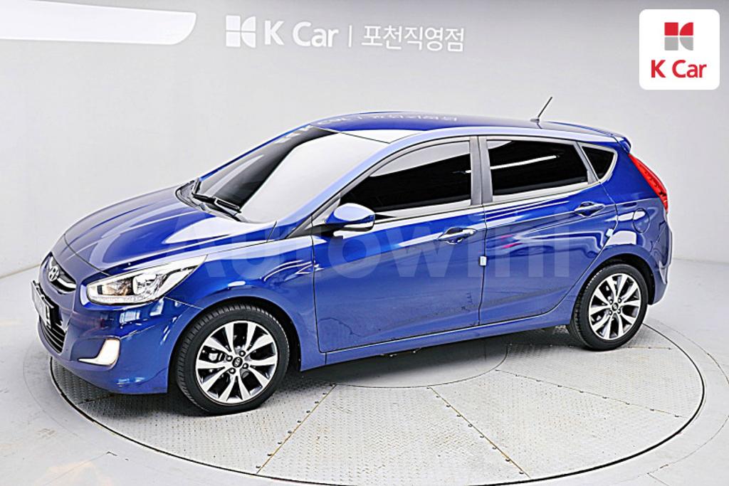 KMHCU51EBHU320732 2017 HYUNDAI ACCENT  WIT 1.6 GDI PREMIUM-2
