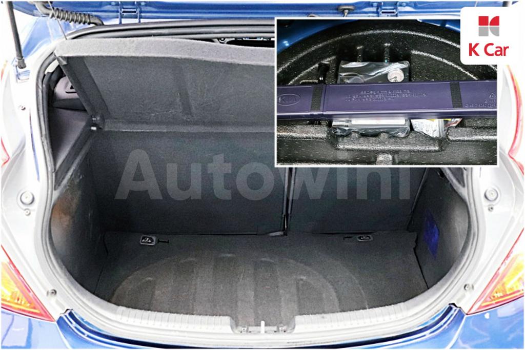2017 HYUNDAI ACCENT  WIT 1.6 GDI PREMIUM - 18