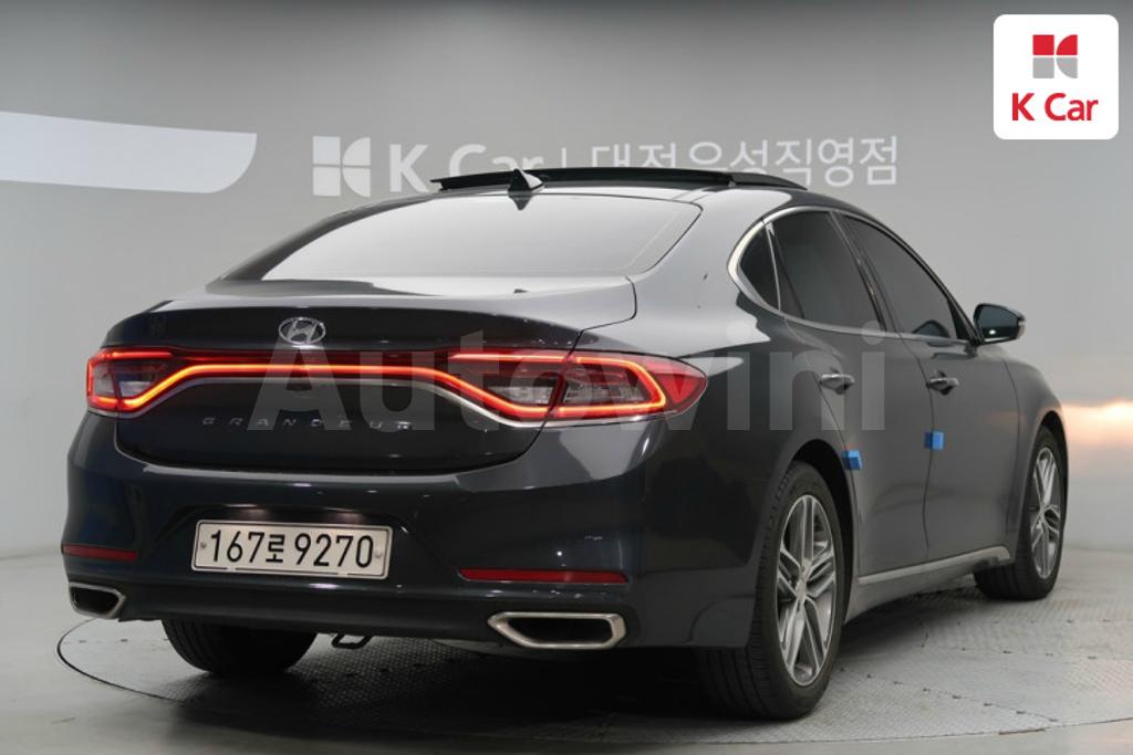 KMHF441RBJA165472 2018 HYUNDAI GRANDEUR IG AZERA 2.2 DIESEL PREMIUM-3