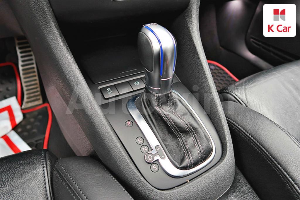 2013 VOLKSWAGEN GOLF 6GEN 2.0 GTD - 17
