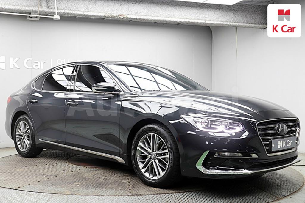KMHF141RBJA150047 2018 HYUNDAI GRANDEUR IG AZERA 2.2 DIESEL PREMIUM-2