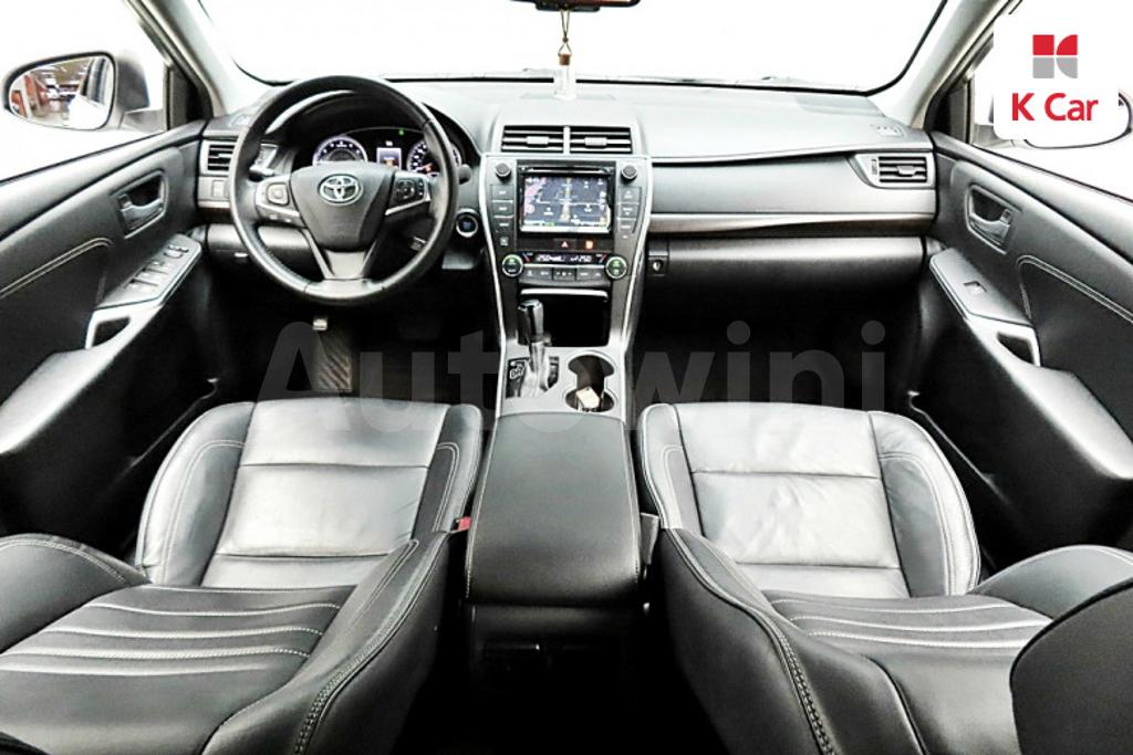 2015 TOYOTA  CAMRY 2.5 XLE - 7