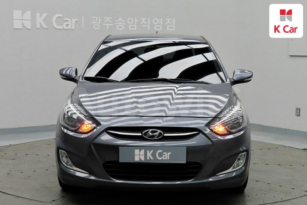 KMHCT41BEHU153730 2017 HYUNDAI ACCENT  1.4 VVT MORDERN-1