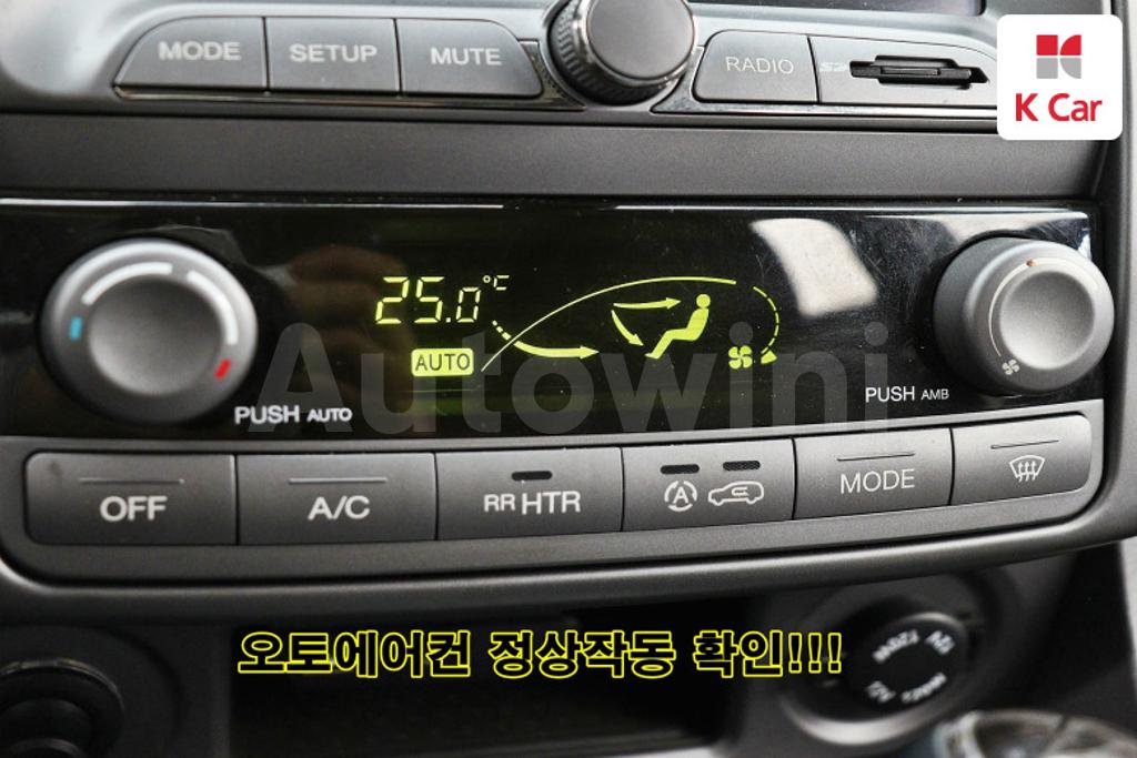 2016 SSANGYONG KORANDO TURISMO 4WD 9 SEATS - 10