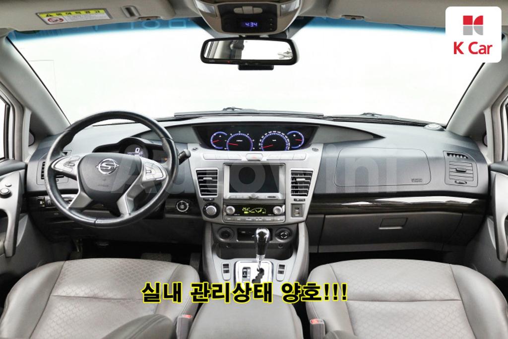 2016 SSANGYONG KORANDO TURISMO 4WD 9 SEATS - 18