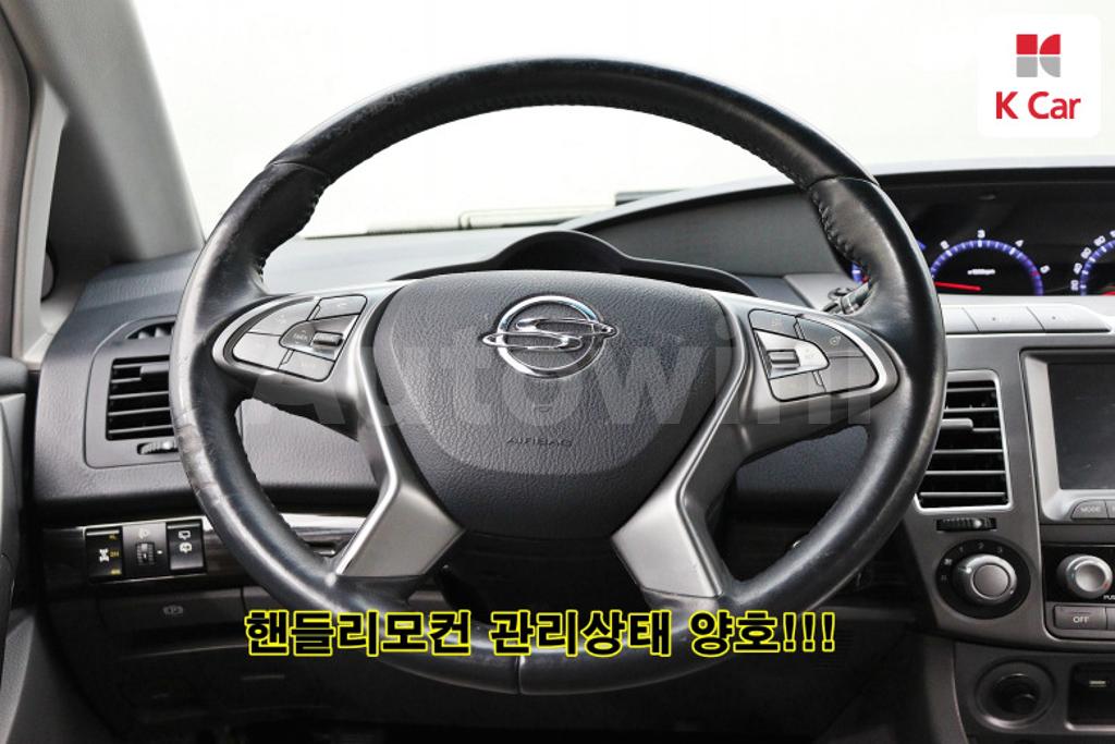 2016 SSANGYONG KORANDO TURISMO 4WD 9 SEATS - 19