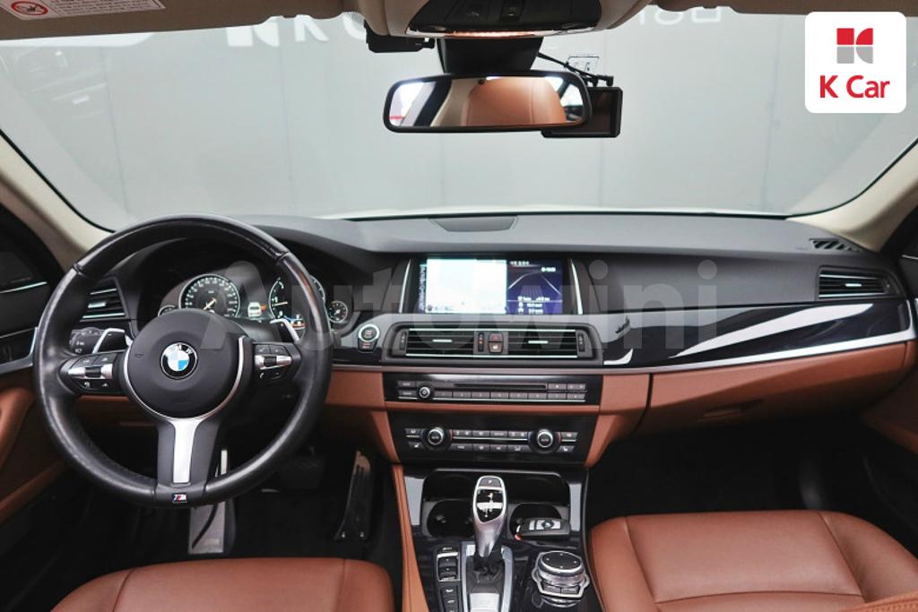 2016 BMW 5 SERIES F10  530D XDRIVE M AERO DYNAMIC - 8