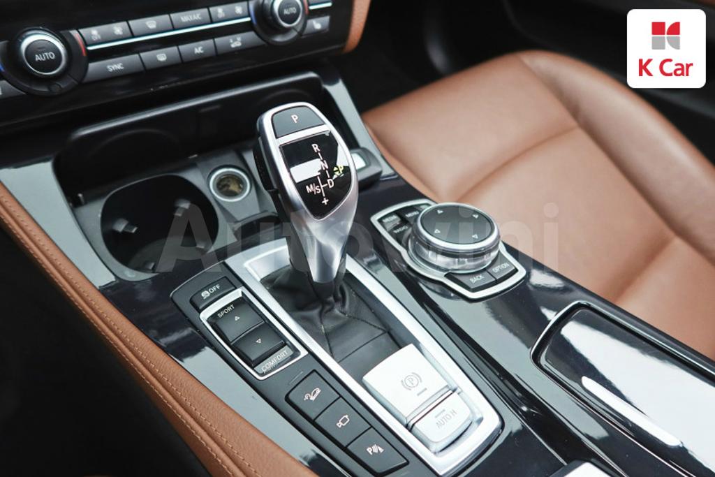 2016 BMW 5 SERIES F10  530D XDRIVE M AERO DYNAMIC - 14