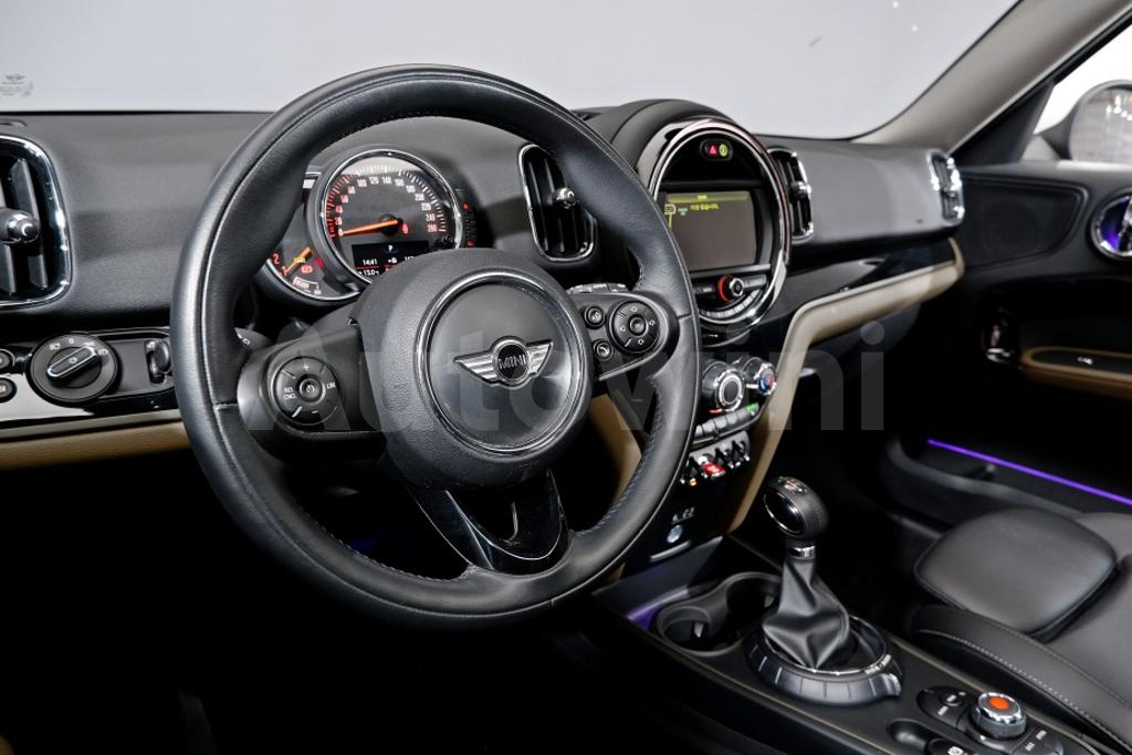 2017 MINI COOPER COUNTRYMAN D ALL4 - 33