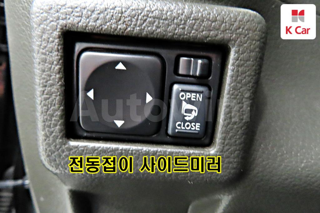 2011 NISSAN CUBE 1.8 S - 8