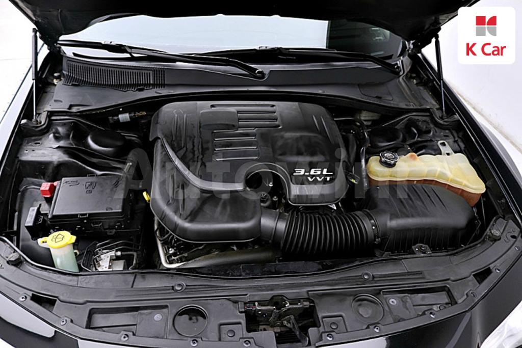 2015 CHRYSLER  300C 3.6 - 18