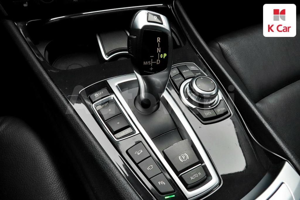 2012 BMW 5 SERIES GT F07  GT 35I XDRIVE - 11