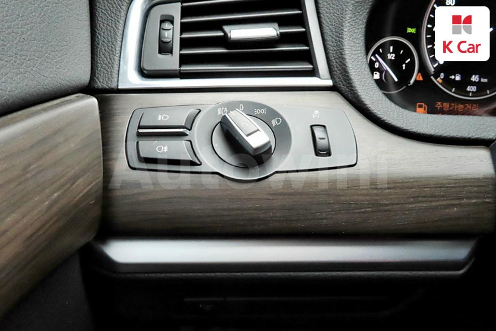 2012 BMW 5 SERIES GT F07  GT 35I XDRIVE - 12