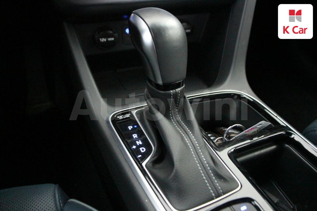 2019 HYUNDAI SONATA RISE HYBRID PREMIUM - 13
