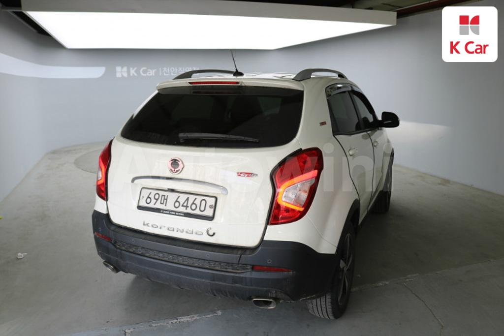 KPBBH2AW1HP255855 2017 SSANGYONG  STYLE KORANDO C 2.2 EXTREME 2WD-1