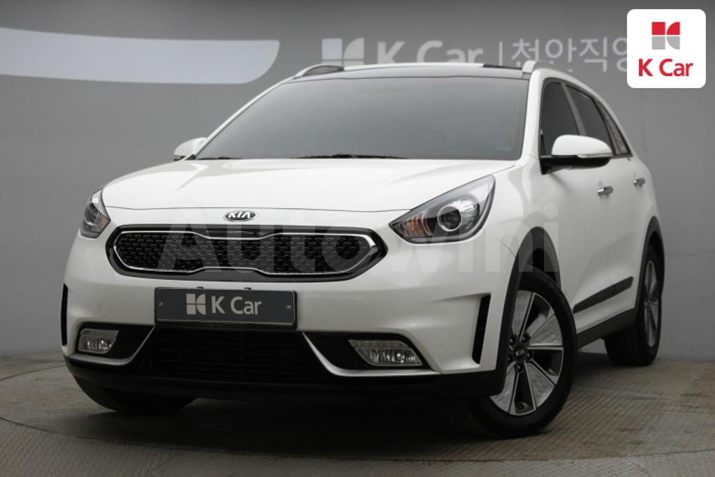 KNACB81CGHA004944 2017 KIA NIRO PRESTIGE-0