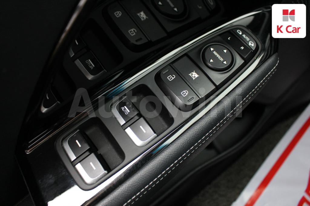 KNACB81CGHA004944 2017 KIA NIRO PRESTIGE-4