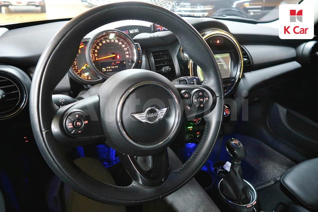 2016 MINI COOPER D MID - 10