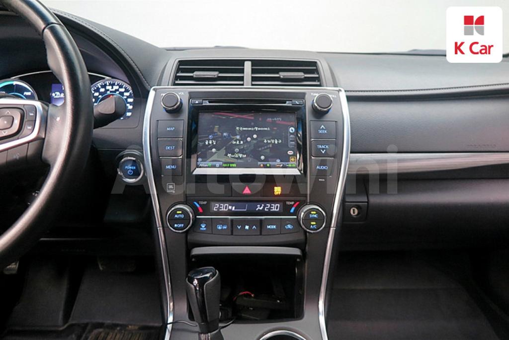 2016 TOYOTA  CAMRY HYBRID XLE - 8