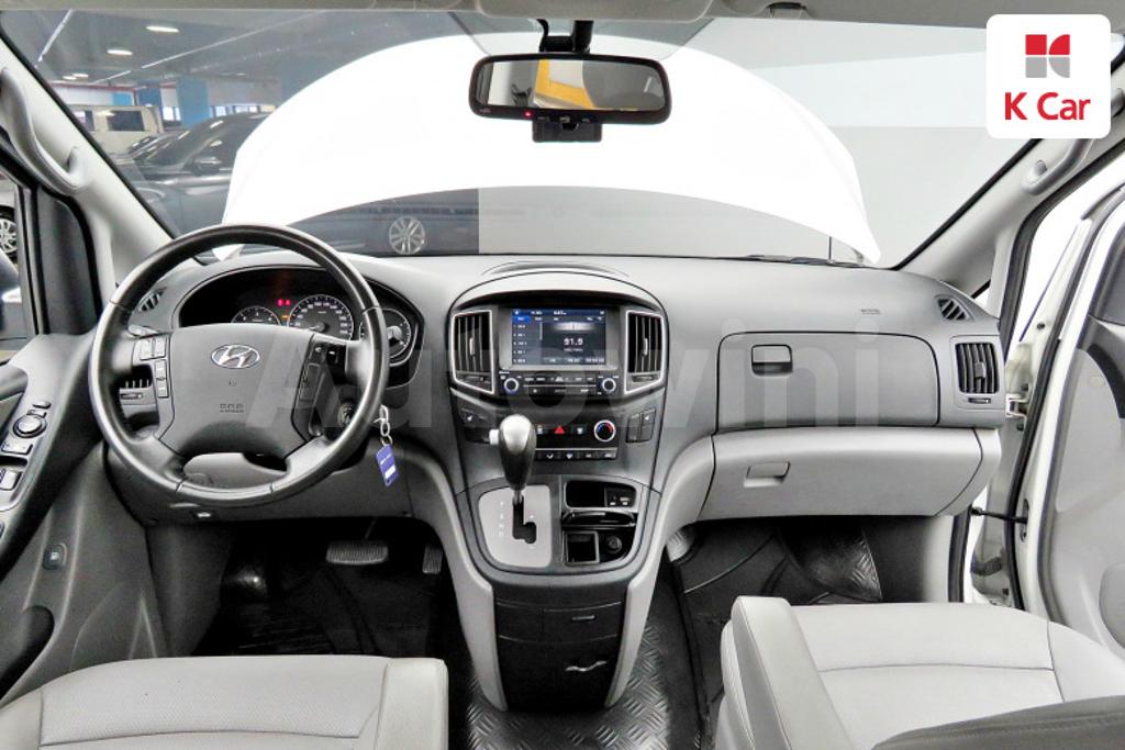 2019 HYUNDAI GRAND STAREX H-1 VAN 5 SEATS - 10