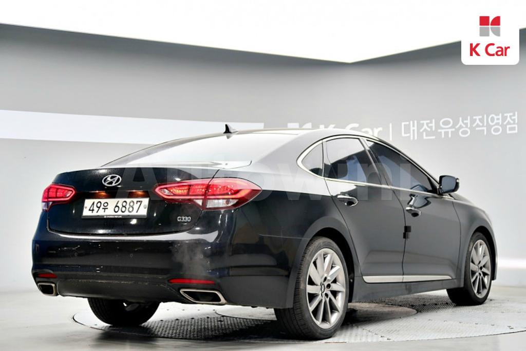 KMHFN412BFA003569 2015 HYUNDAI ASLAN G330 PREMIUM-2