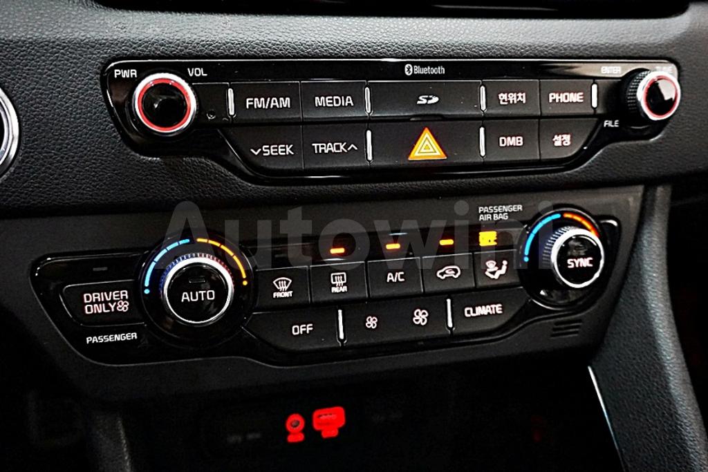 2017 KIA NIRO NOBLESSE - 21