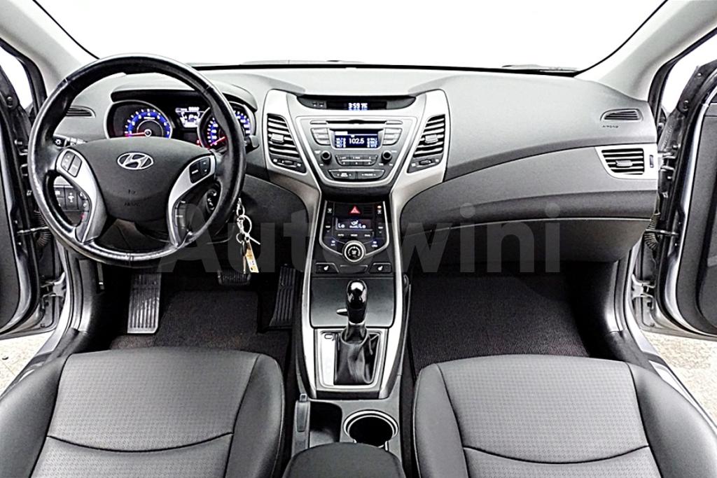 2016 HYUNDAI  AVANTE ELANTRA 1.6 GDI SMART - 25