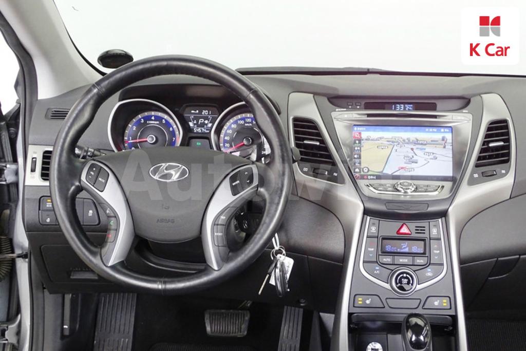 2016 HYUNDAI  AVANTE ELANTRA 1.6 GDI SMART - 9