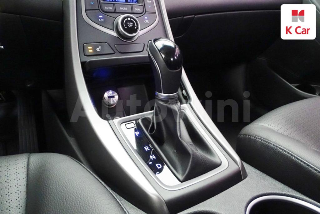 2016 HYUNDAI  AVANTE ELANTRA 1.6 GDI SMART - 13