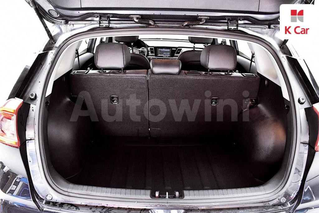2018 KIA NIRO PRESTIGE - 19