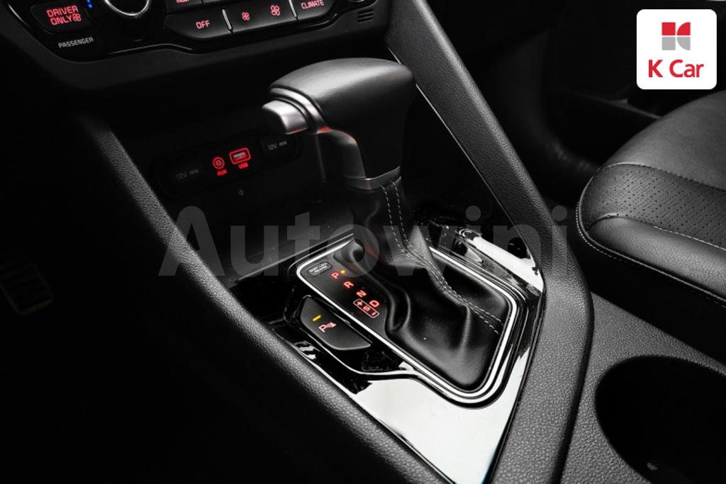 2018 KIA NIRO NOBLESSE - 11