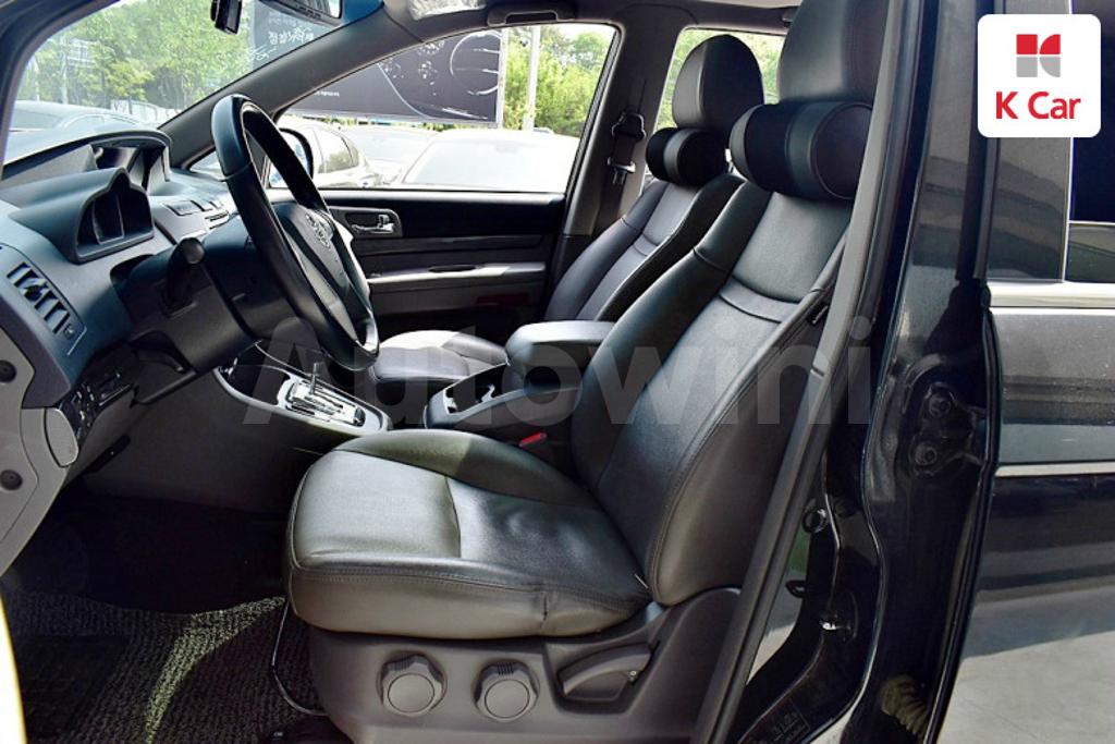 2015 SSANGYONG KORANDO TURISMO 4WD EXTREME 9 SEATS - 17
